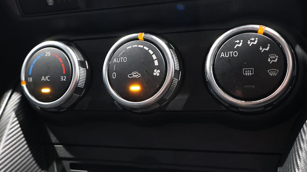 2016 Mazda Demio 13S image 360638