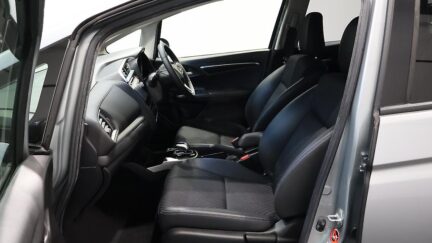 2013 Honda Fit Hybrid L-Package **Low KMs** image 358436