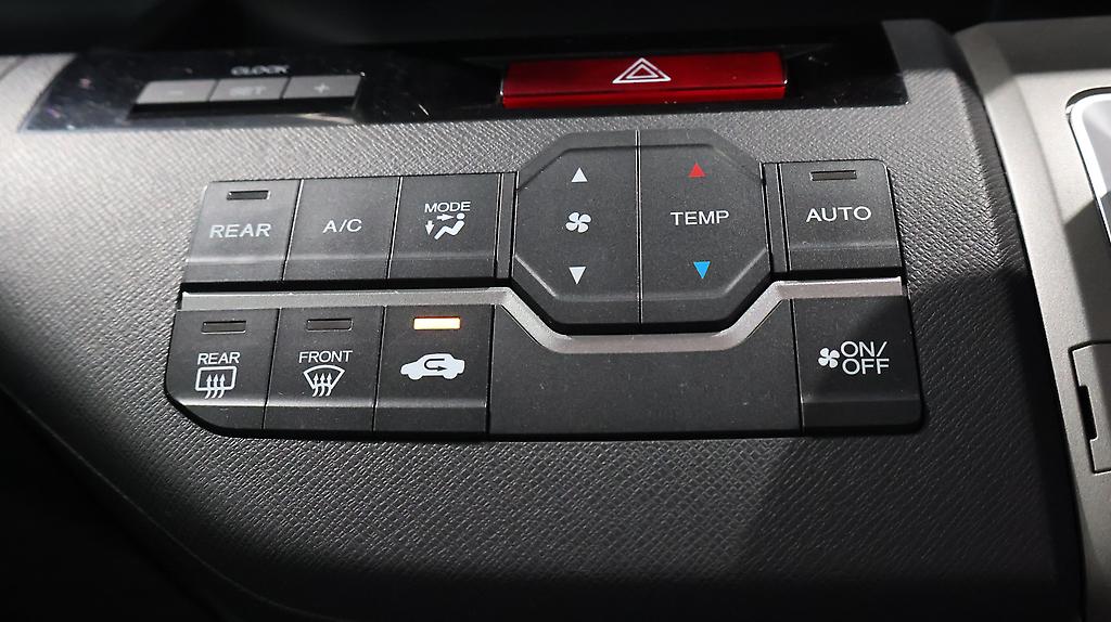 2012 Honda Step Wagon G Inter Navi E Selection image 361427