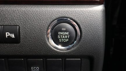 2014 Toyota Vellfire 2.4Z image 358328