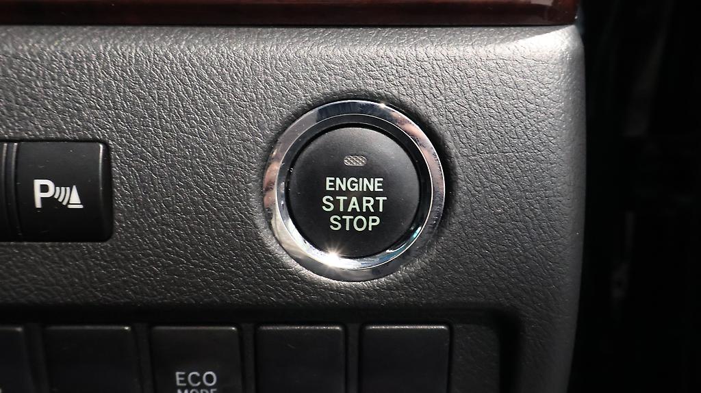 2014 Toyota Vellfire 2.4Z image 358328