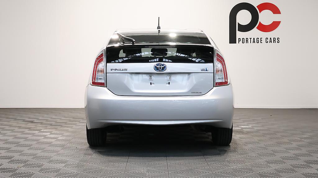 2012 Toyota Prius S Model + Push Button Start image 361659