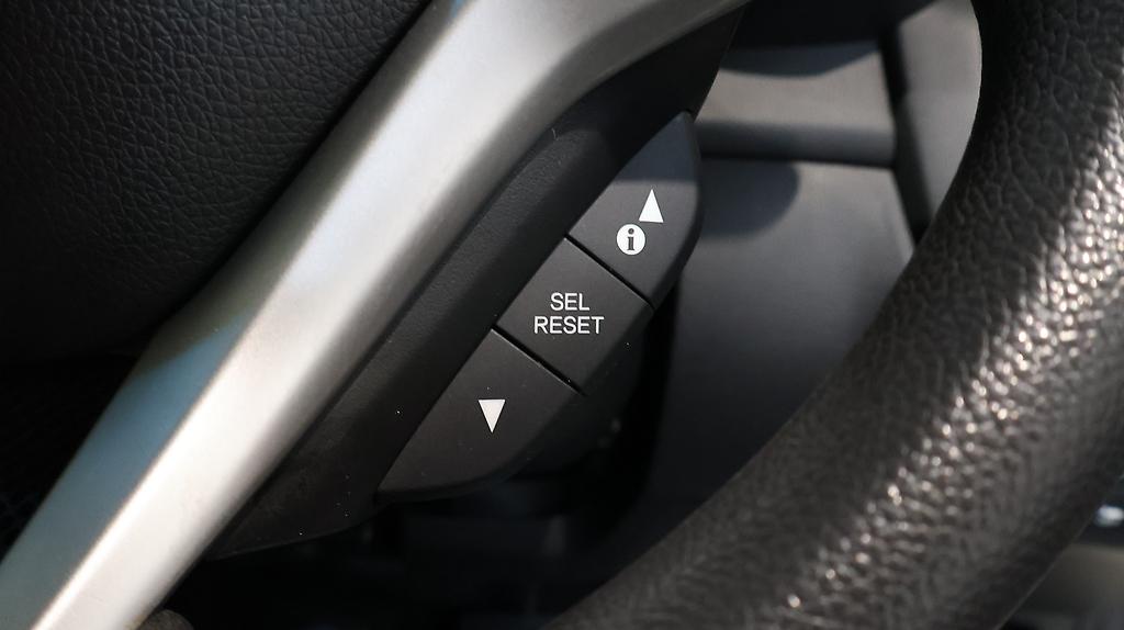 2014 Honda Fit Hybrid F-Package image 360088