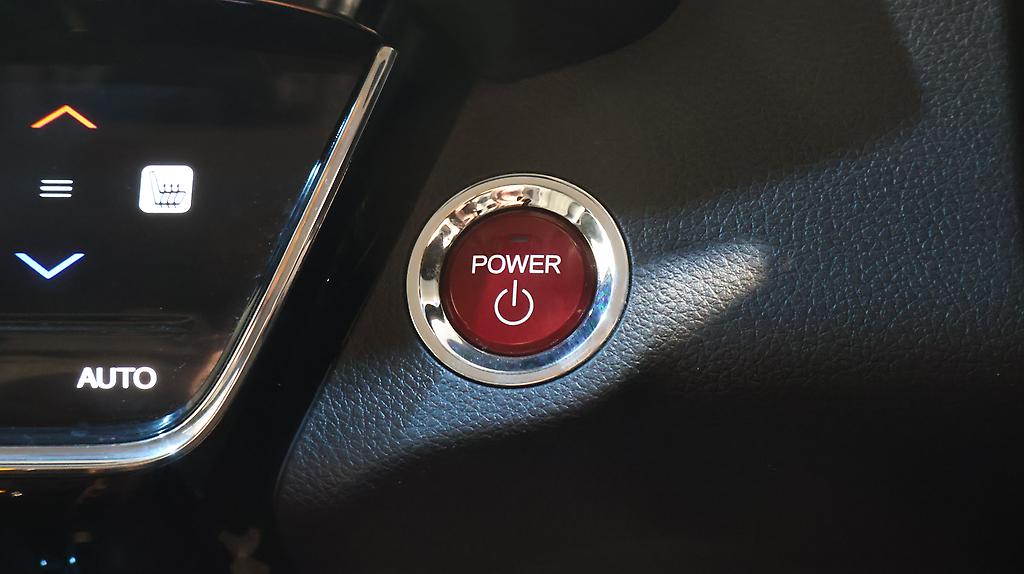 2014 Honda Vezel Hybrid Z image 360335
