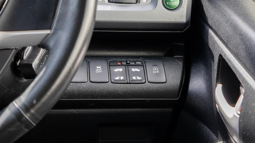 2013 Honda Step Wagon Spada Z 7 seater, Keyless image 358189