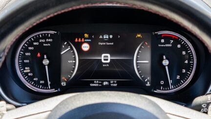 2022 MG HS 2.0PT/4WD/6AT EXCITE NZ NEW image 360671