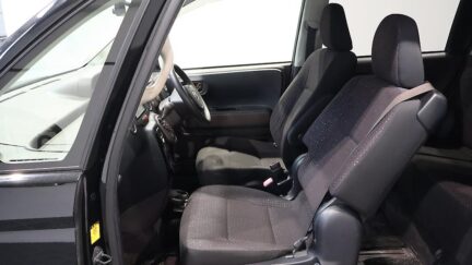 2013 Toyota Spade F Model, Push Start, Reverse Camera image 358338