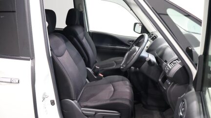 2012 Nissan Serena image 360856