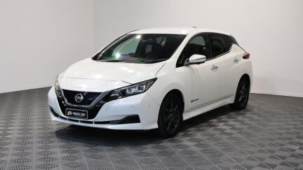 2018 Nissan Leaf X Pre-Crash and Cruise **84% SOH** image 361331