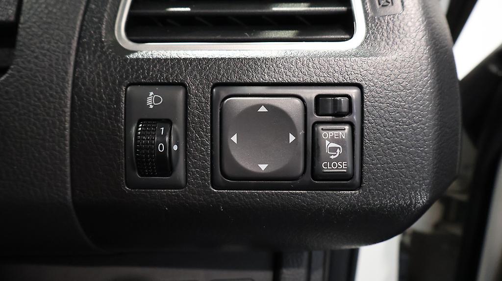 2012 Nissan Serena image 360863