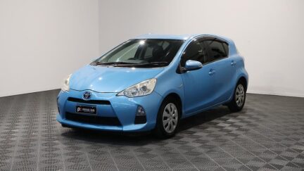 2012 Toyota Aqua S Model, Push Start, Reverse Camera image 358385