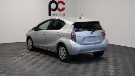 2013 Toyota Aqua image 359530