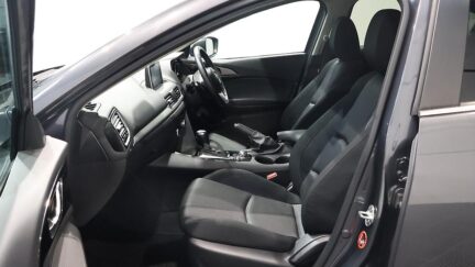 2014 Mazda Axela Sports 20S Touring image 360453
