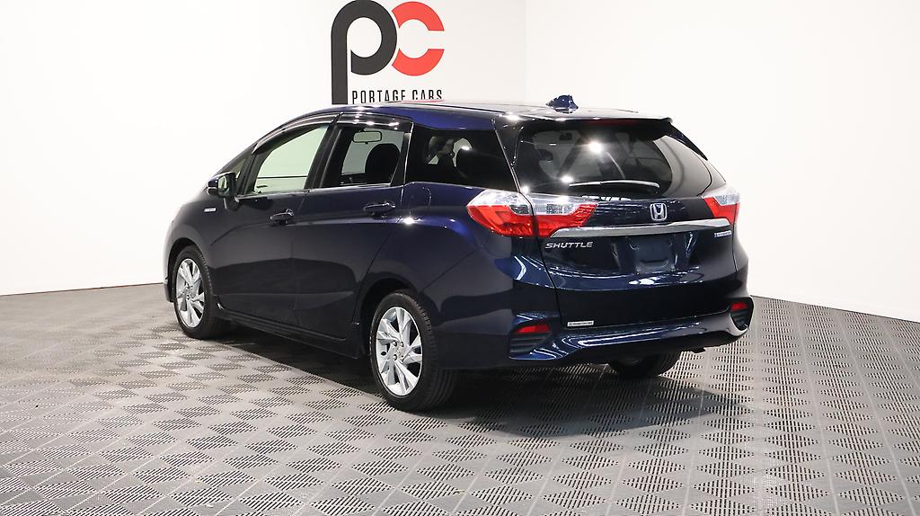 2015 Honda Shuttle Hybrid X new shape image 361697