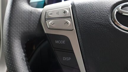2014 Toyota Vellfire 2.4Z image 358329