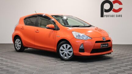 2013 Toyota Aqua S MODEL + PUSH START + REVERSE CAMERA image 359438