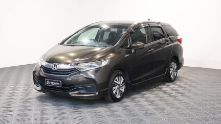 2015 Honda Shuttle Hybrid X image 358842