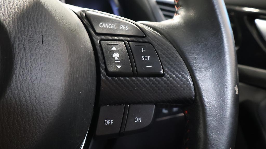 2016 Mazda Axela Sports 20S Touring L-Package image 360797