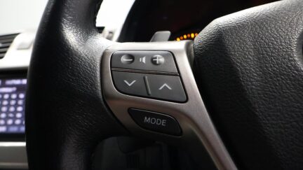 2013 Toyota Avensis Wagon Li image 359809