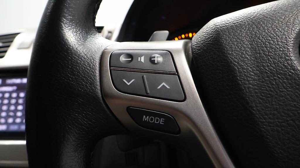 2013 Toyota Avensis Wagon Li image 359809