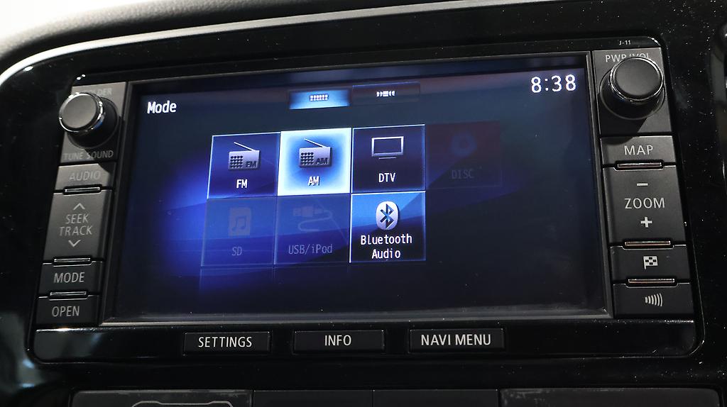 2014 Mitsubishi Outlander PHEV G Navi Package 4WD image 362546