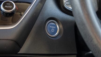 2020 Toyota Corolla Hybrid Touring Wagon image 358809