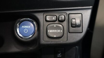 2012 Toyota Aqua G MODEL + PUSH START + STEERING WHEEL CONTROLS image 361891