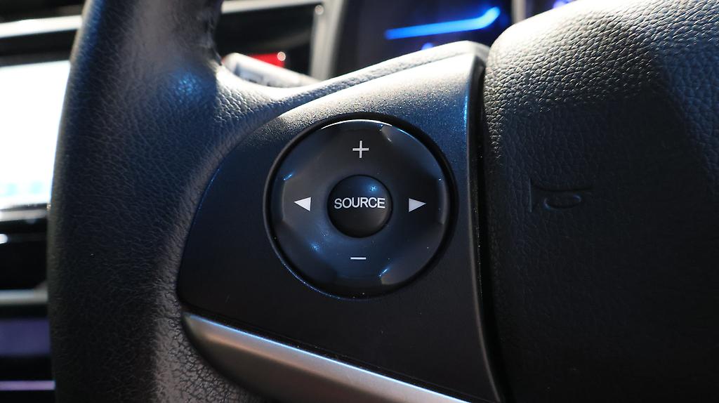 2015 Honda Fit Hybrid L-Package image 362520