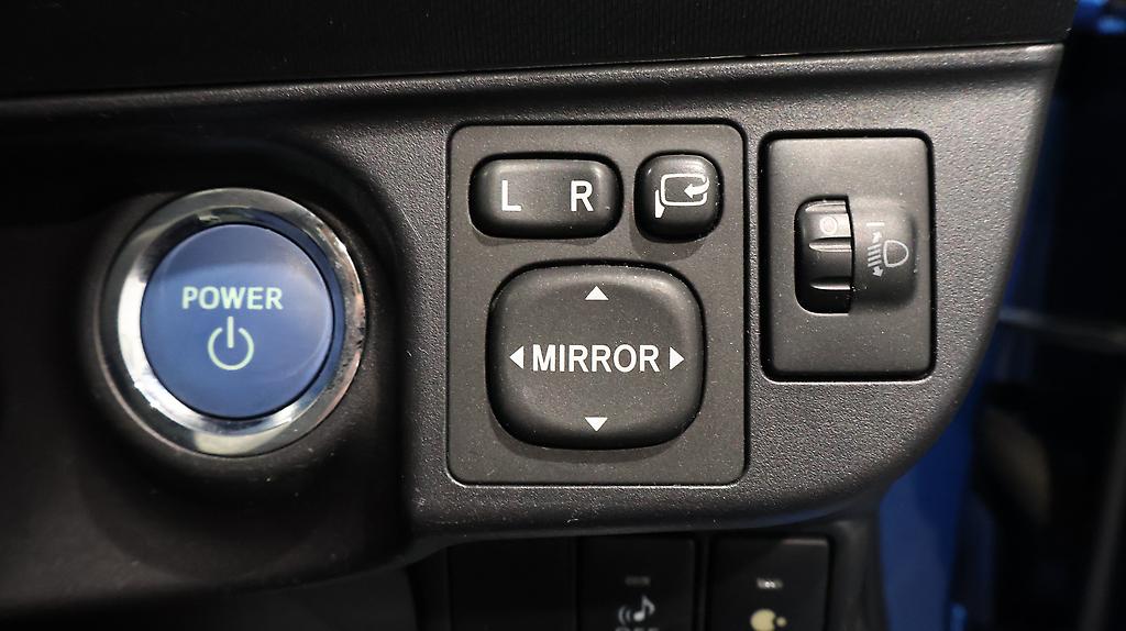 2013 Toyota Aqua S Model, Push Start, Reverse Camera image 358281
