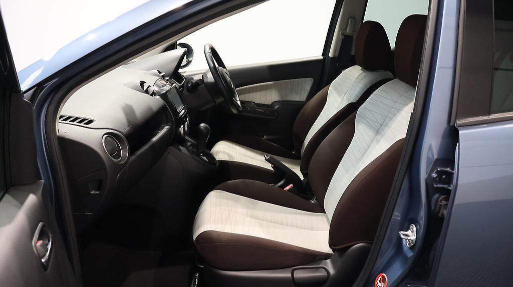 2013 Mazda Demio 13-Skyactiv image 360590