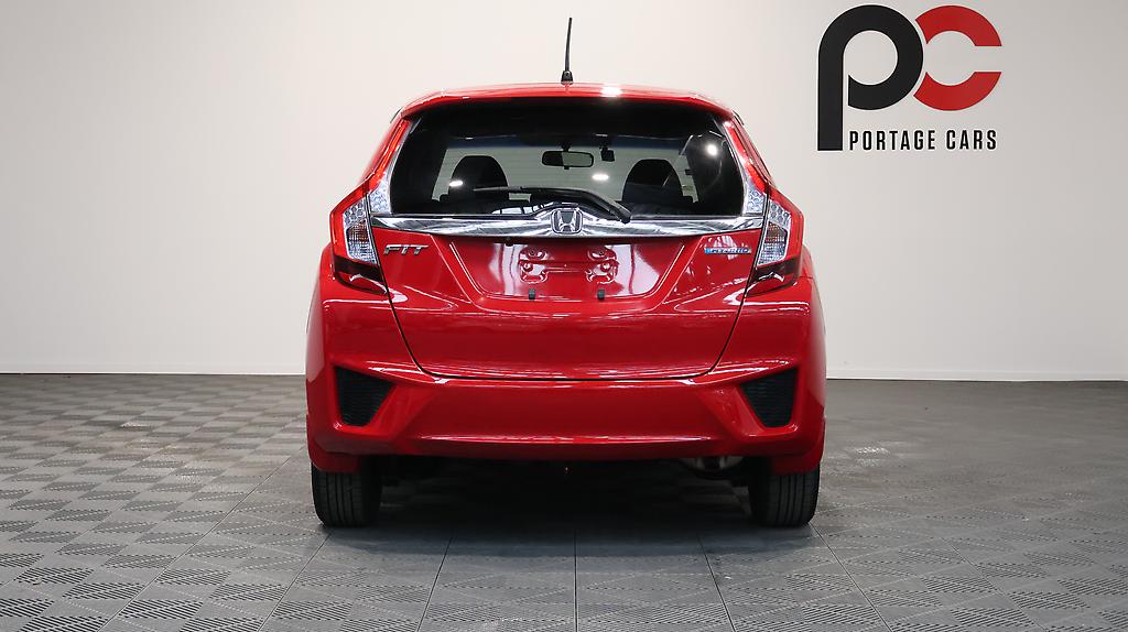 2014 Honda Fit Hybrid F-Package image 358510