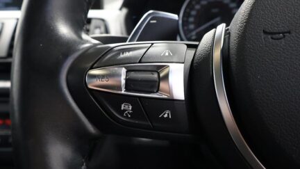 2014 BMW 3 Series 320i M Sport image 361650