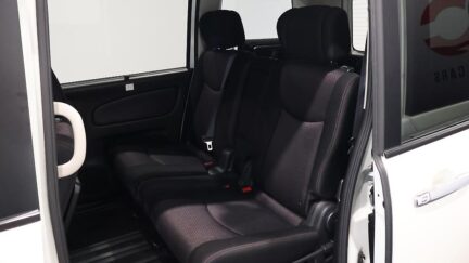 2012 Nissan Serena image 360854