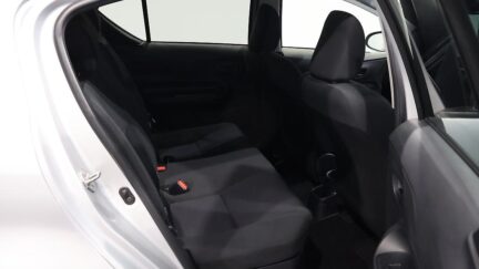 2015 Toyota Aqua Hybrid S Model image 359596