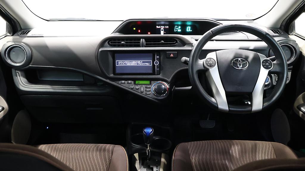 2012 Toyota Aqua G MODEL + PUSH START + STEERING WHEEL CONTROLS image 361886