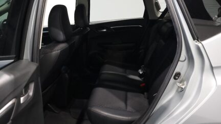 2013 Honda Fit Hybrid L-Package **Low KMs** image 358438