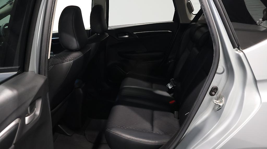 2013 Honda Fit Hybrid L-Package **Low KMs** image 358438