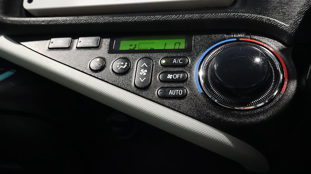 2012 Toyota Aqua S MODEL image 362003