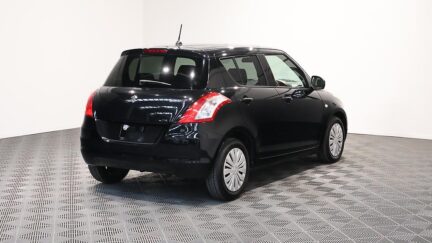2014 Suzuki Swift XG image 361465