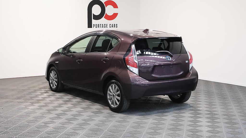 2015 Toyota Aqua S MODEL + PUSH BUTTON START + REVERSING CAMERA image 361832