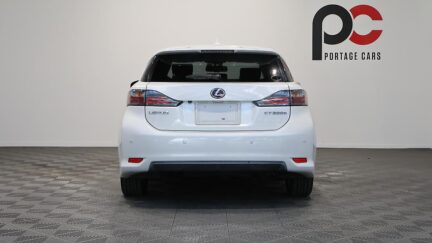 2012 Lexus CT 200h Version C image 359860