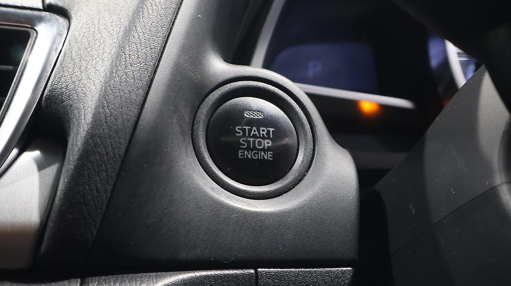 2013 Mazda Axela Sports 20S Touring image 360444