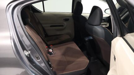 2013 Toyota Aqua Hybrid G Model image 359248
