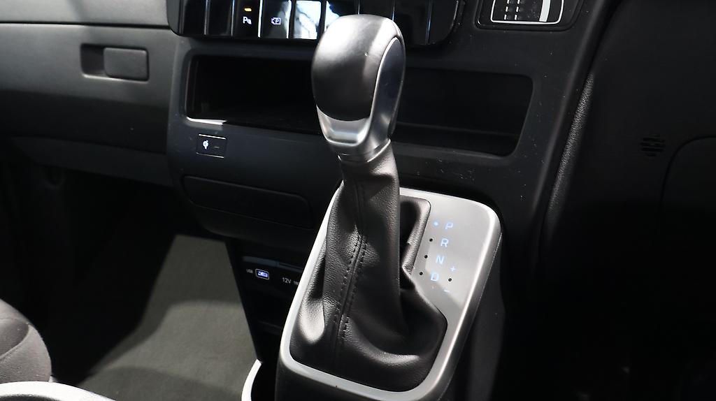 2022 Hyundai Staria 2.2DT/8AT image 359625