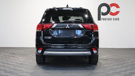 2015 Mitsubishi Outlander PHEV G Navi Package 4WD image 359726