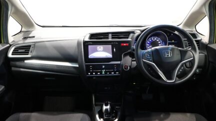 2013 Honda Fit Hybrid F-Package image 358537