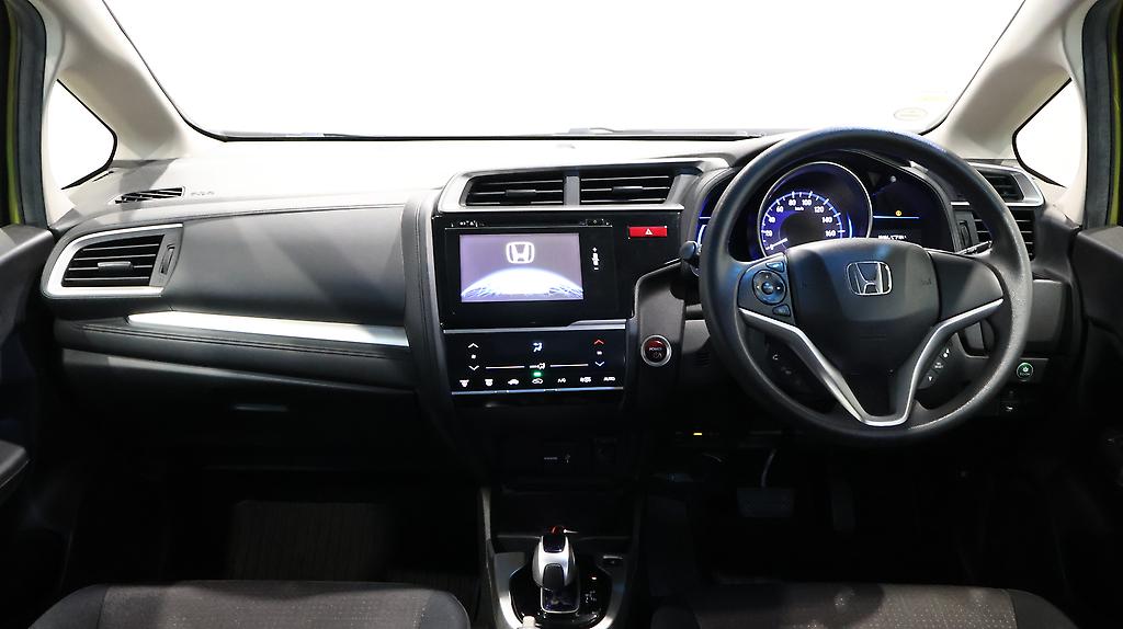 2013 Honda Fit Hybrid F-Package image 358537