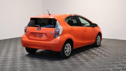 2013 Toyota Aqua S MODEL + PUSH START + REVERSE CAMERA image 359442