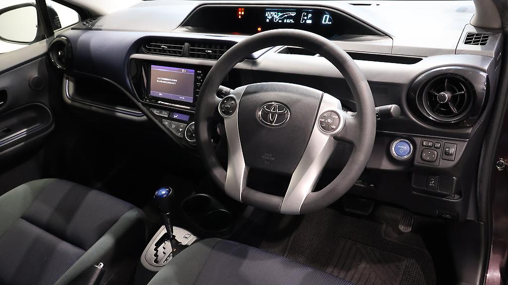 2015 Toyota Aqua S MODEL + PUSH BUTTON START + REVERSING CAMERA image 361841