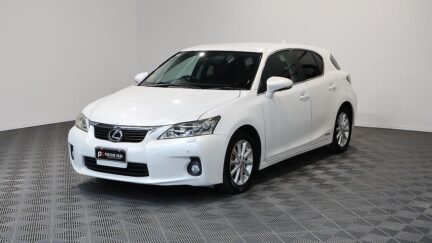 2012 Lexus CT 200h Version C image 361921